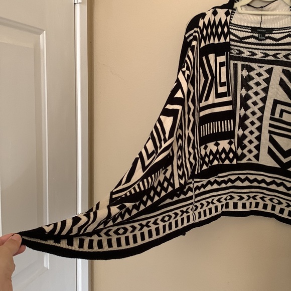 Asymmetrical Cardigan Sweater Geometric Neutral Black and Tan - Picture 5 of 6